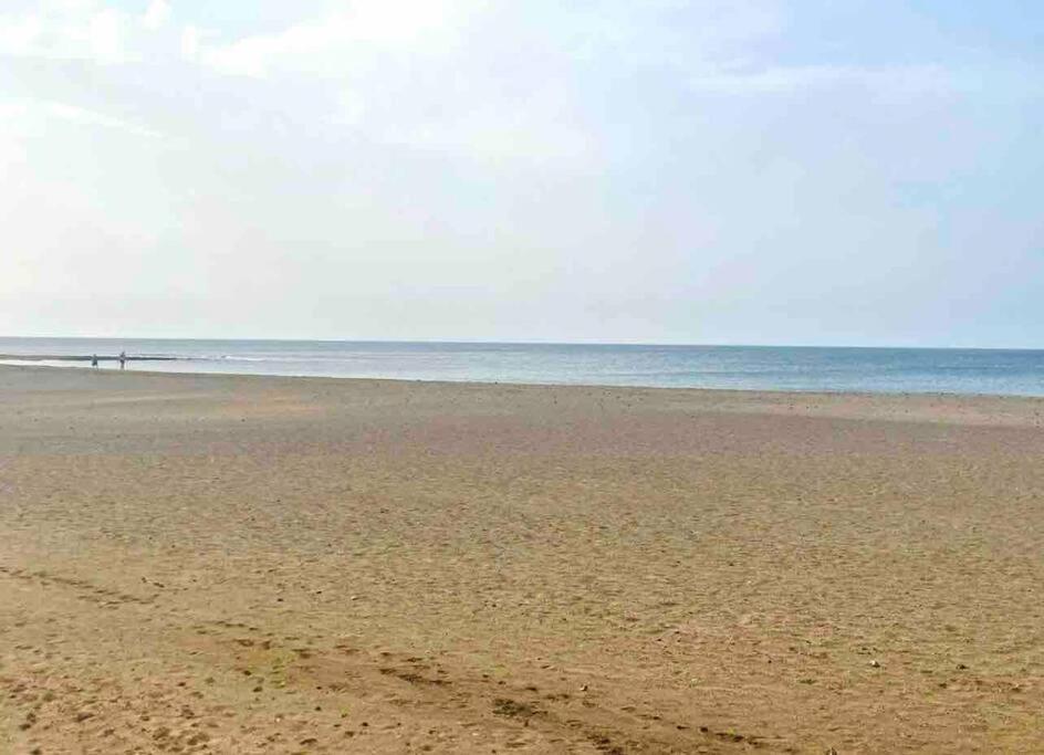 Casa Mesana Nuevo Apartamento En La Playa Con Aire Acondicionado Playa Honda  Ngoại thất bức ảnh