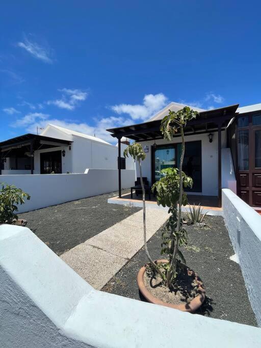 Casa Mesana Nuevo Apartamento En La Playa Con Aire Acondicionado Playa Honda  Ngoại thất bức ảnh